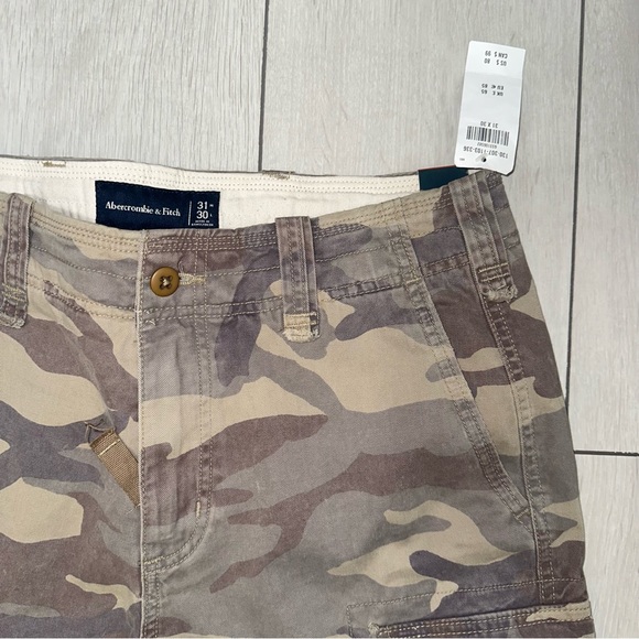 Abercrombie & Fitch Cargo Pant - Picture 4 of 4